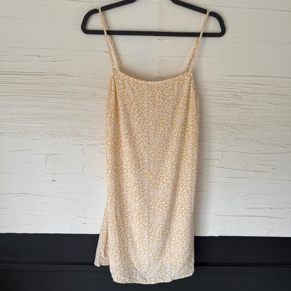 🌼 American Eagle | M | Floral Tie-Back Mini Dress | Yellow - Picture 2 of 8